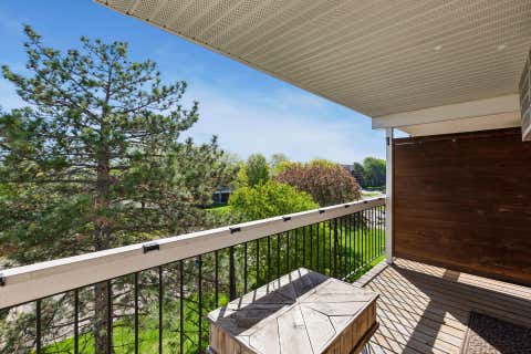 Condo For Sale - 7624 157th Street<br/> Dakota County, Saint Paul, MN 55124