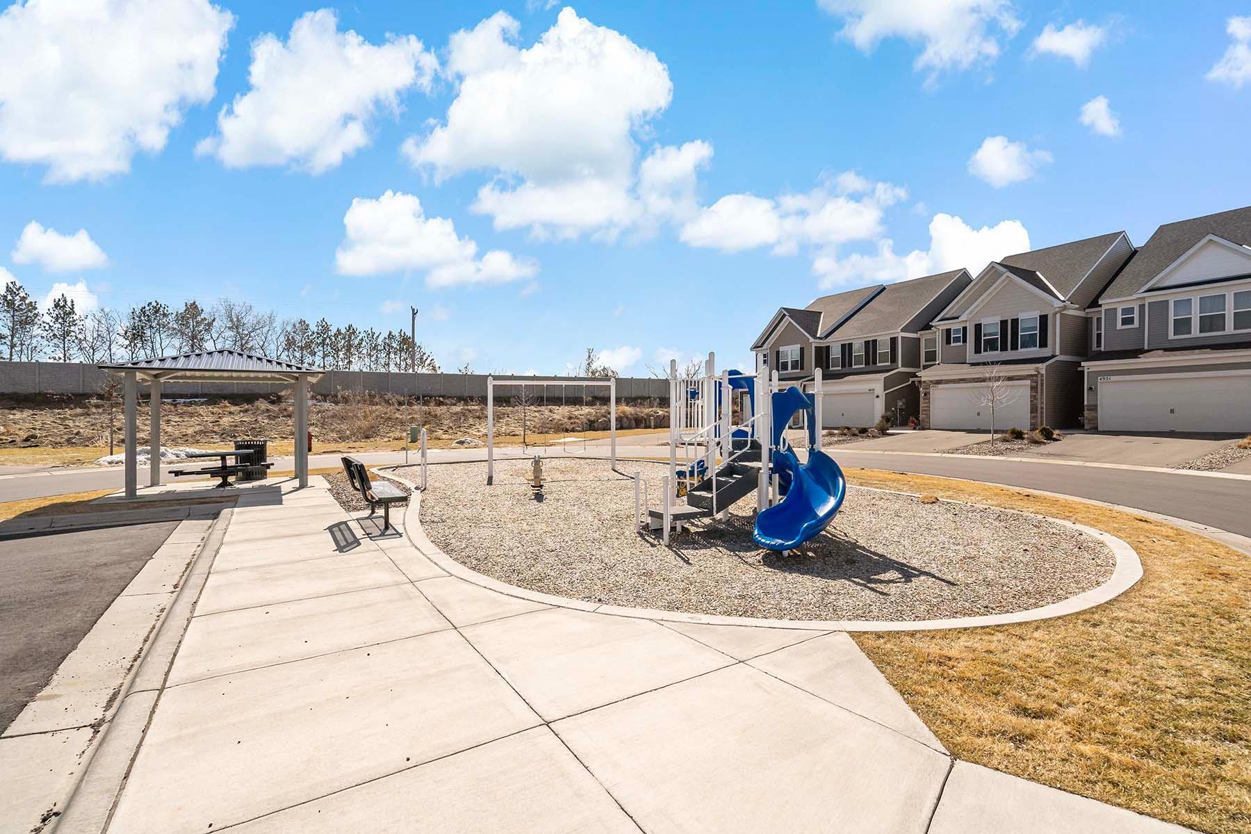 4884 Avery Court, Saint Paul, Minnesota image 34