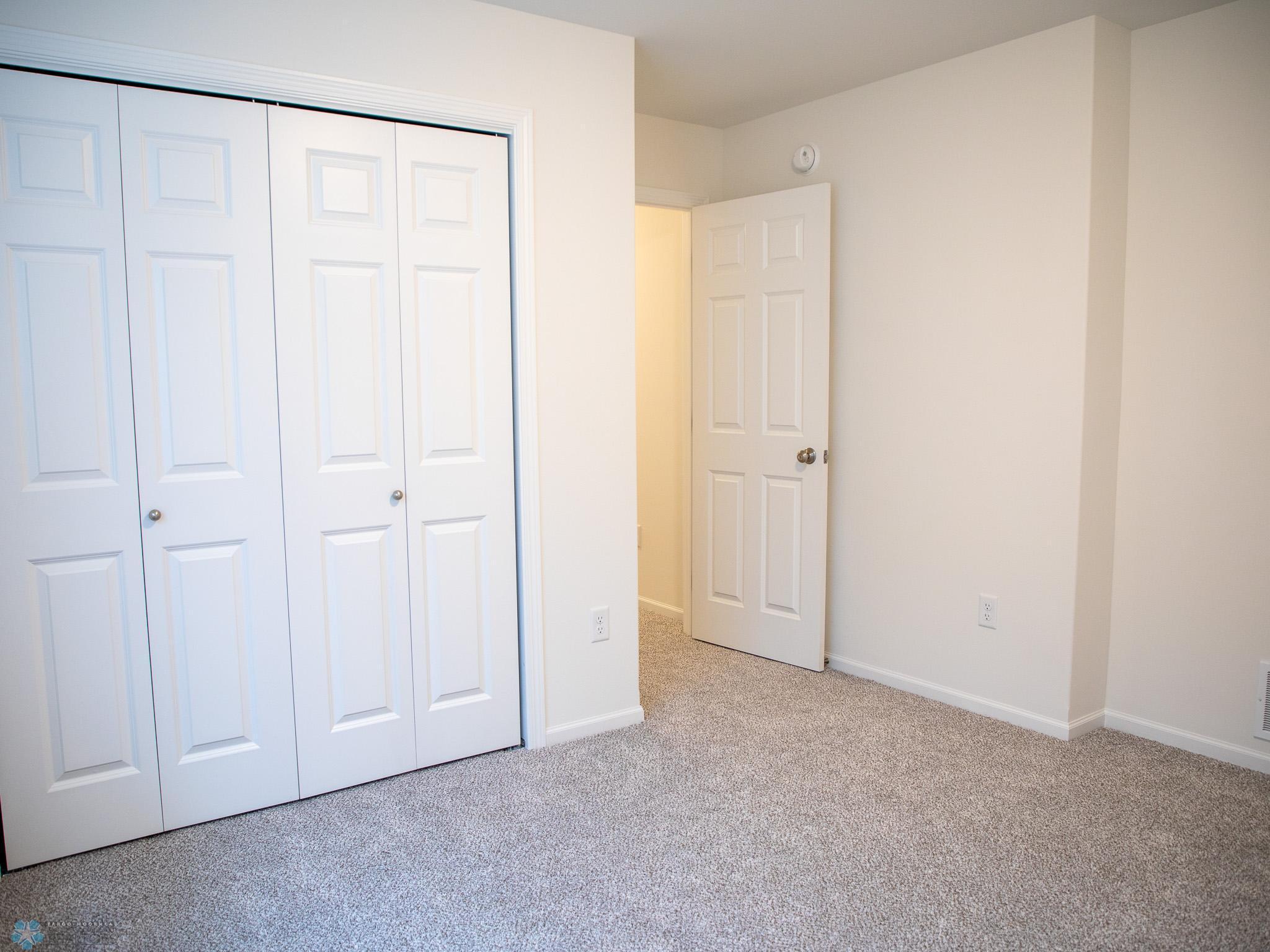6739 Meadow View Drive, Fargo, North Dakota image 31