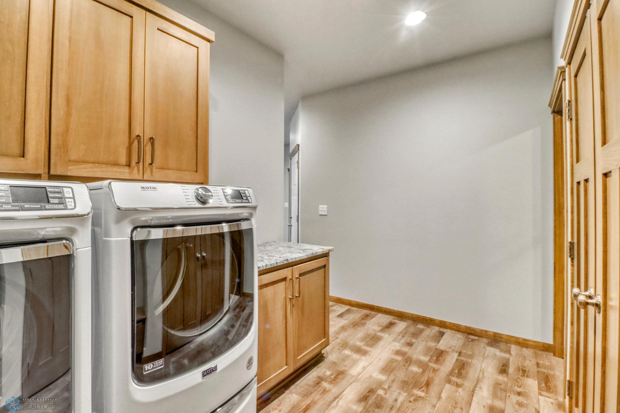 7352 Eagle Pointe Drive, Fargo, North Dakota image 46