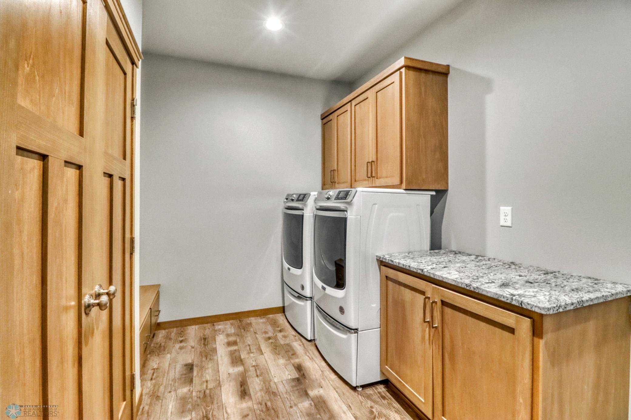 7352 Eagle Pointe Drive, Fargo, North Dakota image 45