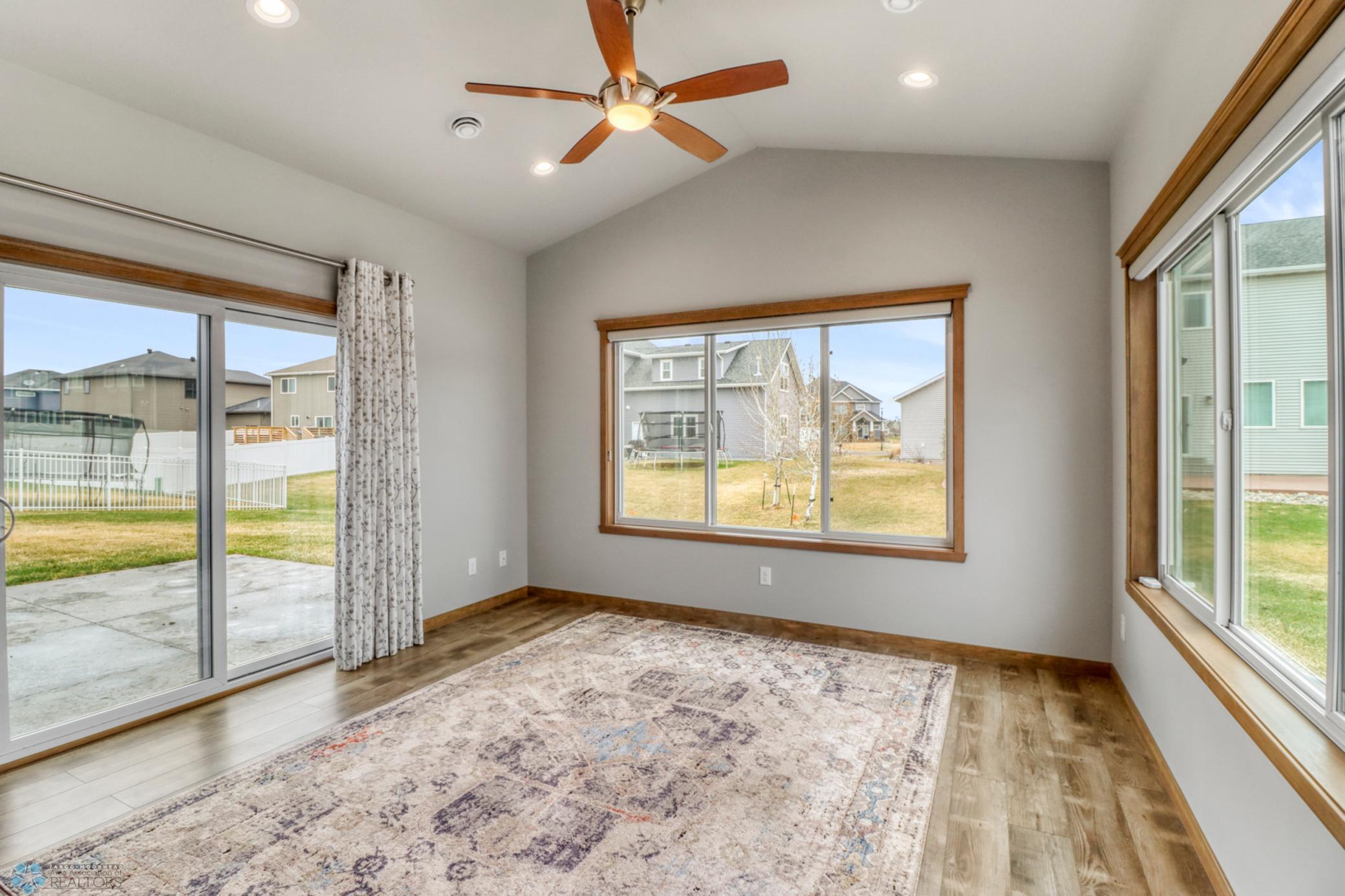 7352 Eagle Pointe Drive, Fargo, North Dakota image 20