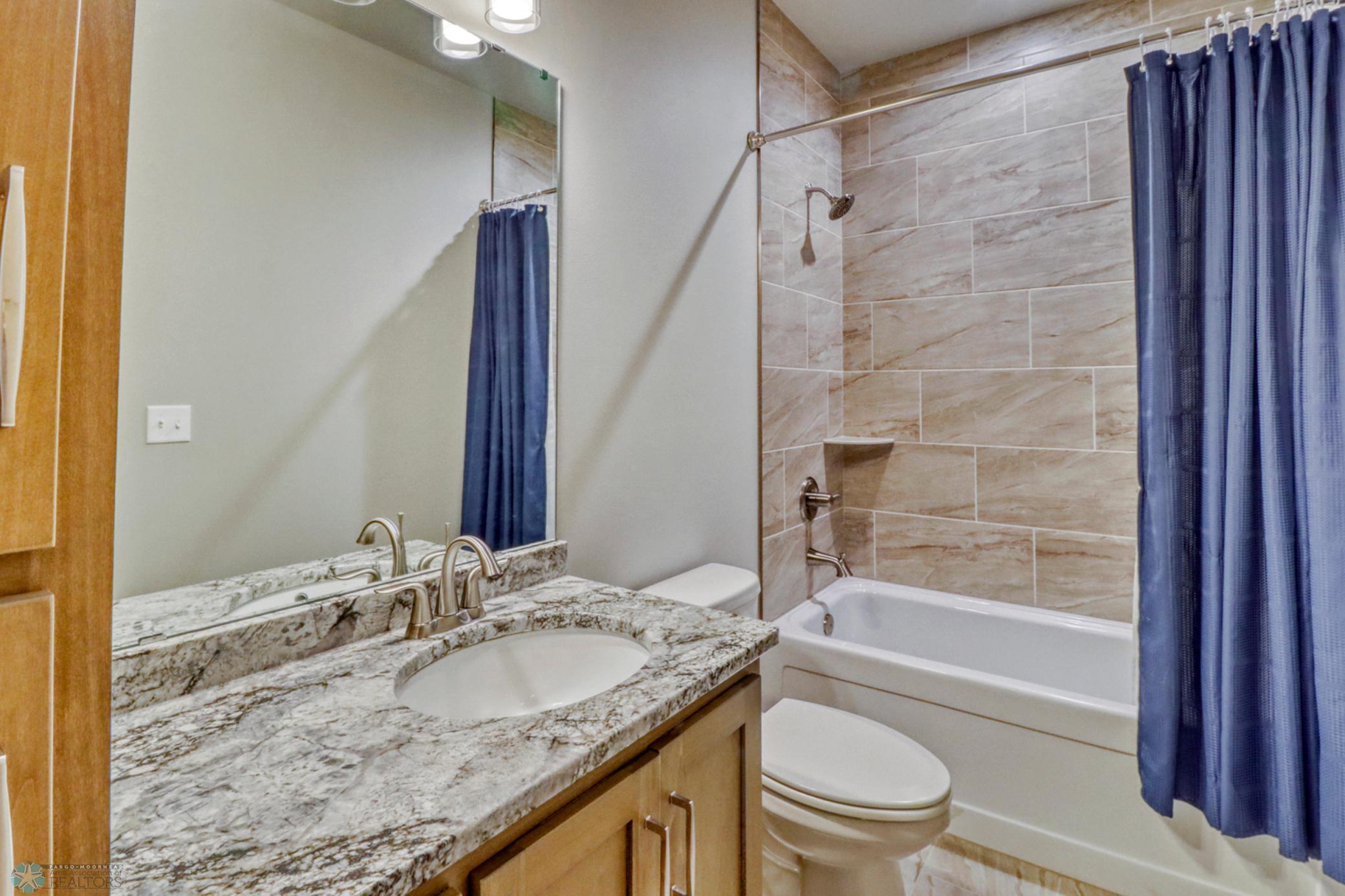 7352 Eagle Pointe Drive, Fargo, North Dakota image 41