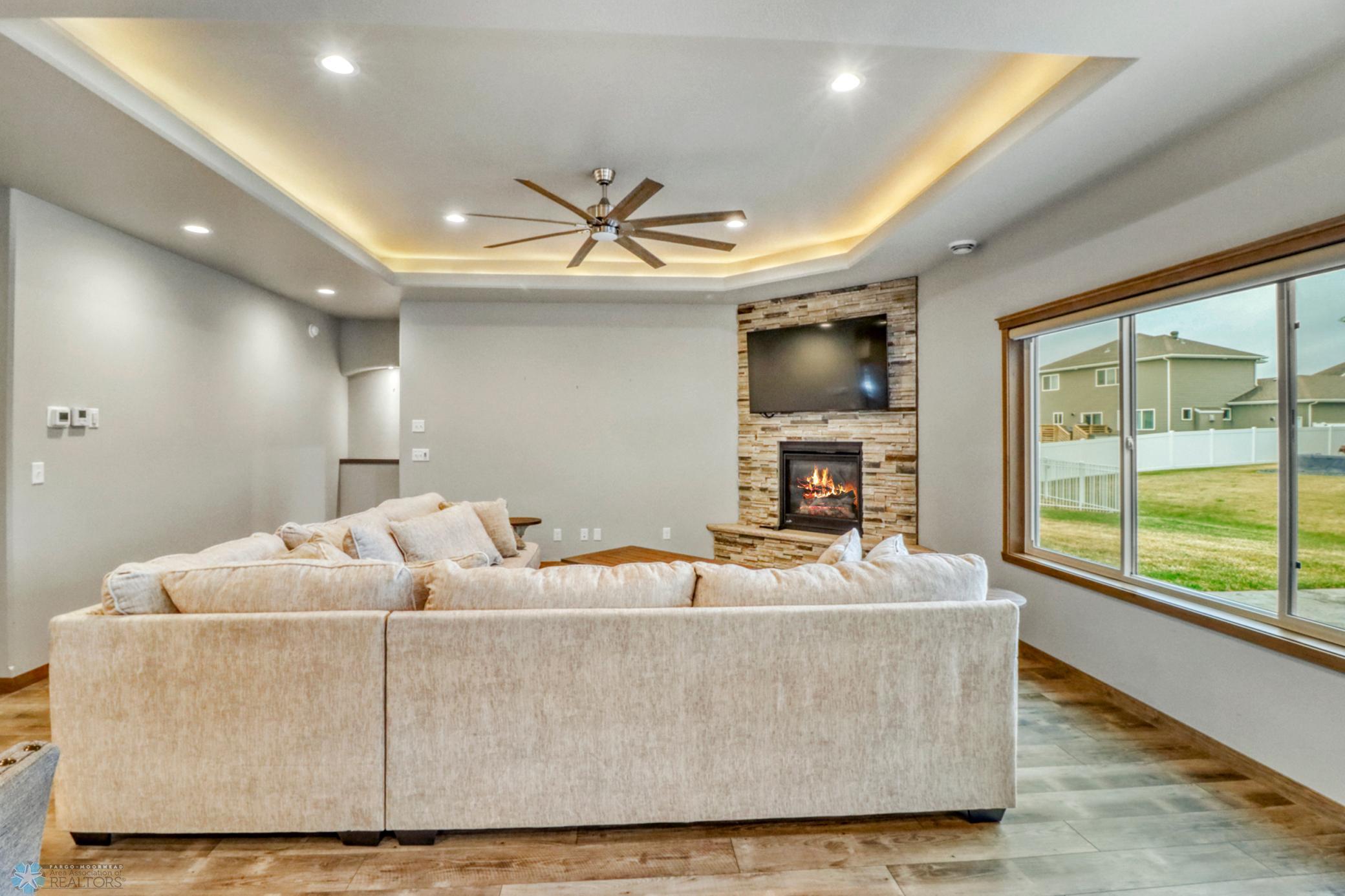 7352 Eagle Pointe Drive, Fargo, North Dakota image 21