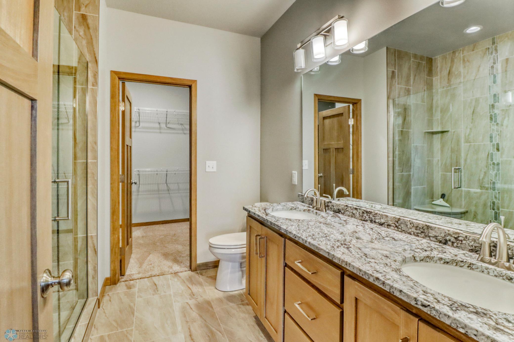 7352 Eagle Pointe Drive, Fargo, North Dakota image 27