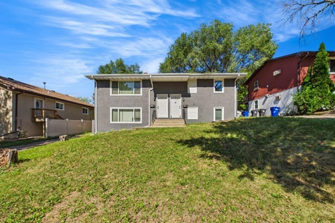 Multifamily For Sale - 439 Arlington Avenue<br/> Saint Paul, MN 55130