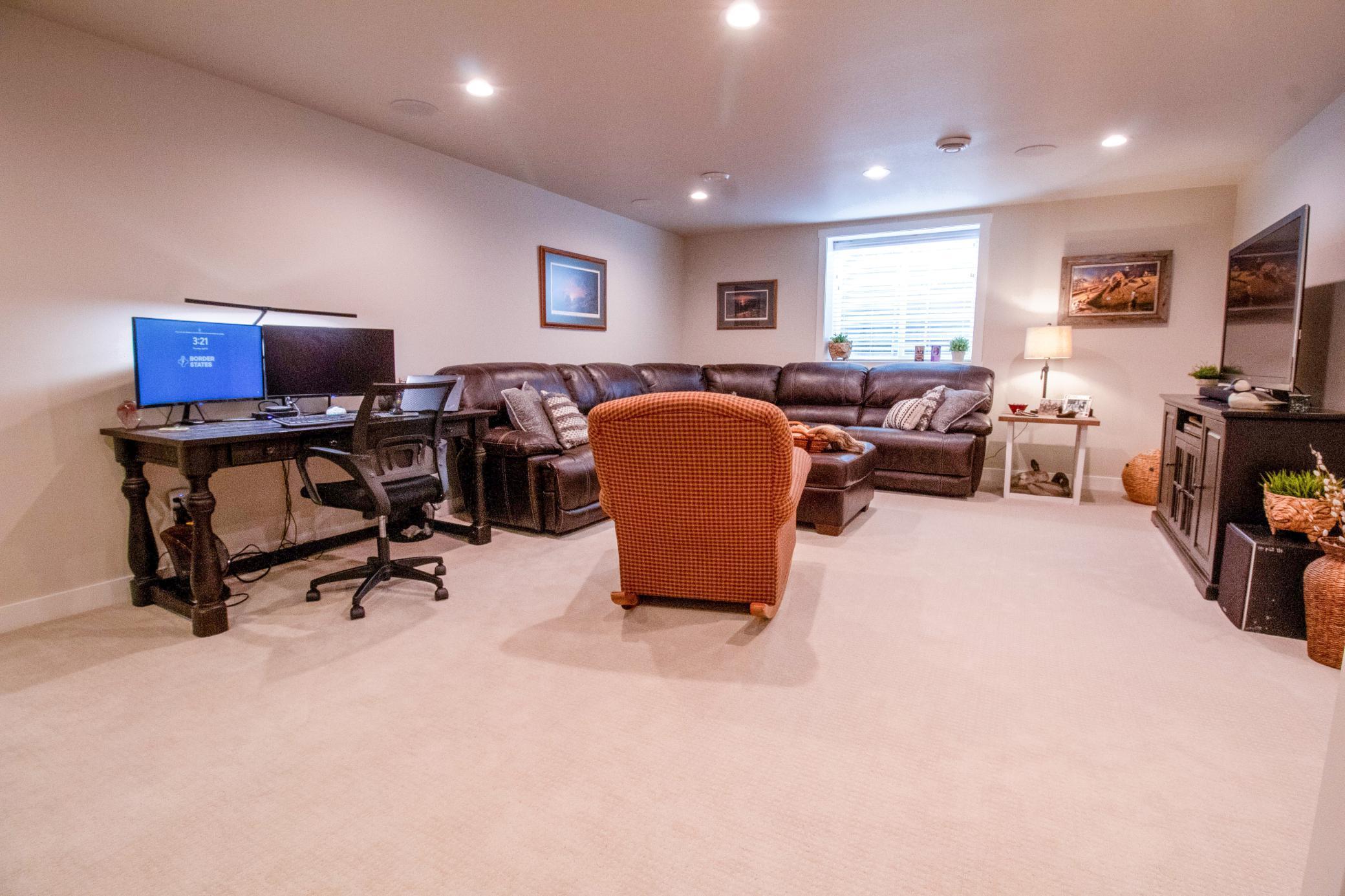 8825 Meadowlark Parkway, Horace, North Dakota image 40