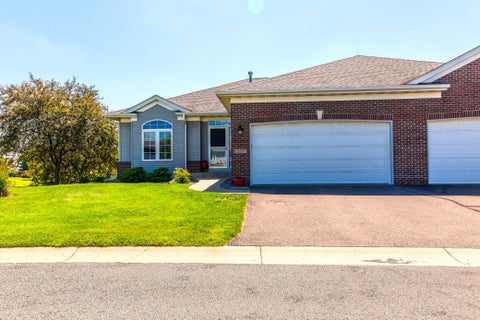 Townhouse For Sale - 15157 Crestone Circle<br/> Dakota County, Rosemount, MN 55068