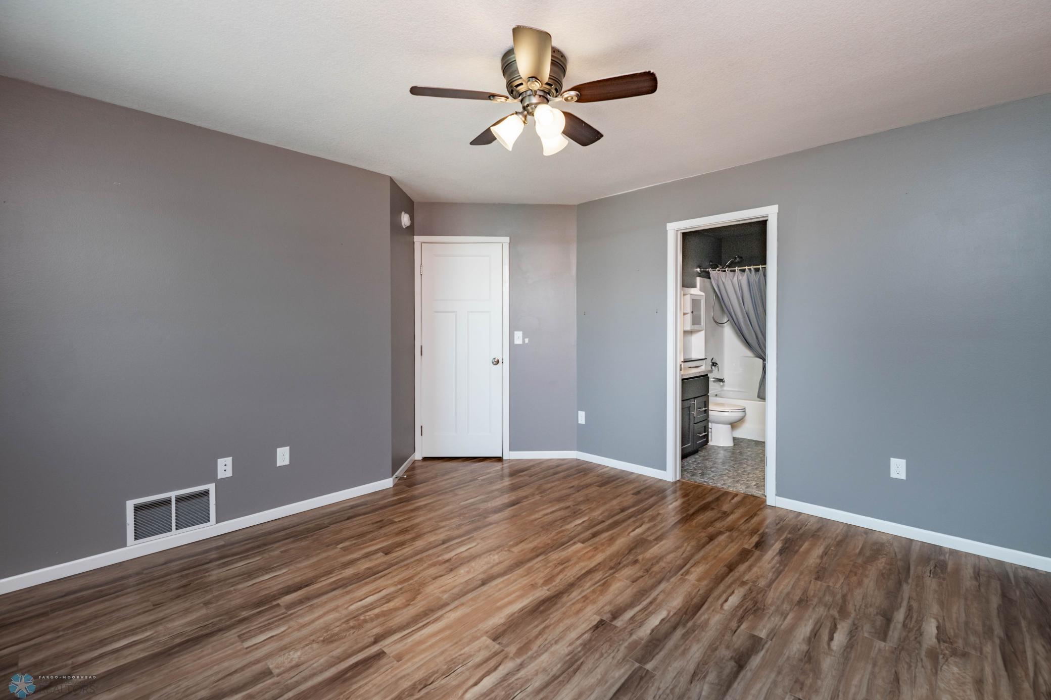 4706 35th Avenue, Fargo, North Dakota image 17