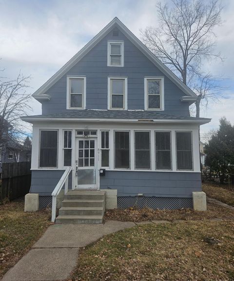 Homes For Sale - 911 Jenks Avenue<br/> Ramsey County, Saint Paul, MN 55106