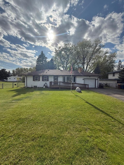 Homes For Sale - 4585 Otter Lake Road<br/> Ramsey County, Saint Paul, MN 55110