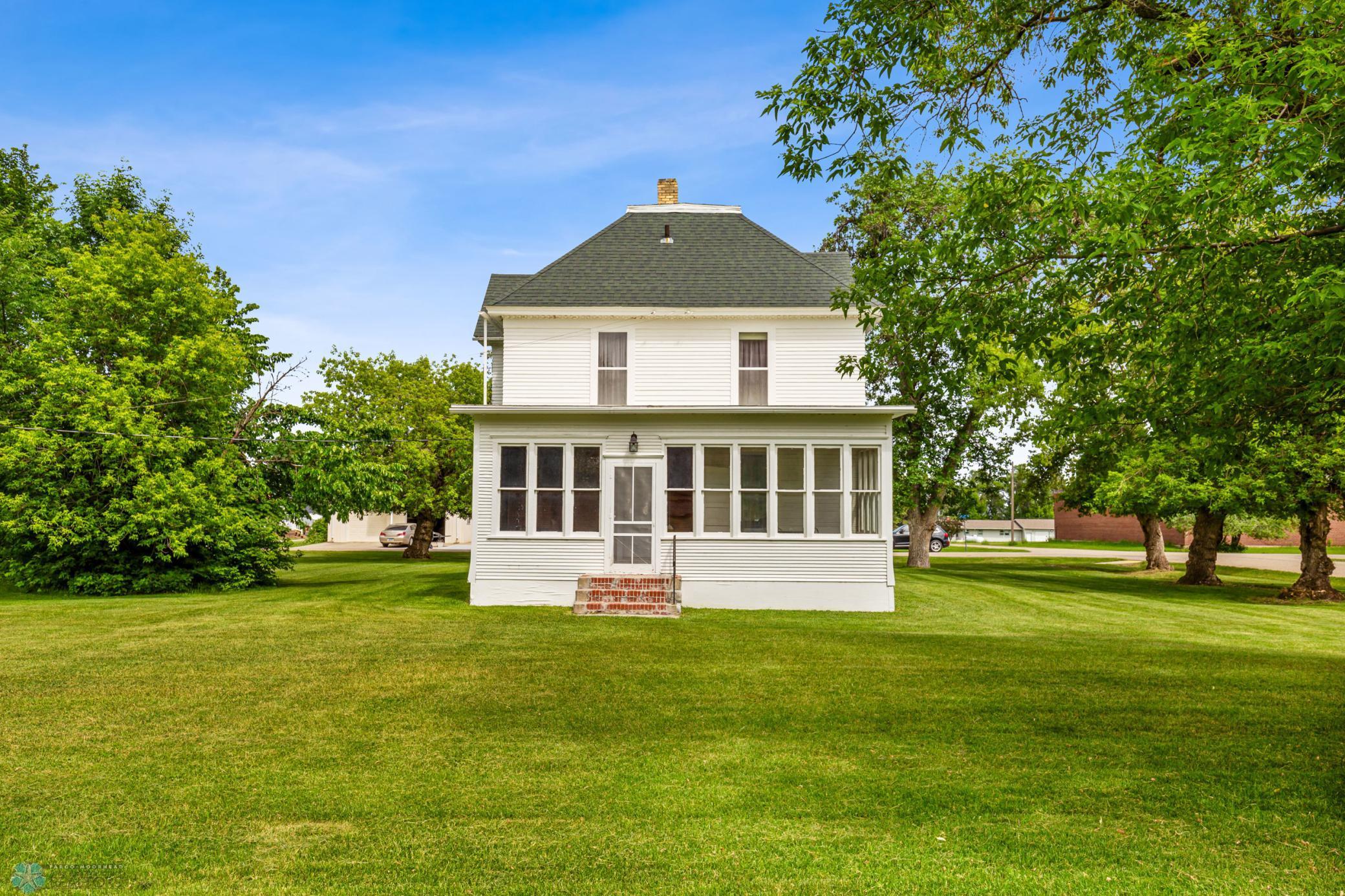 421 2nd Street, Hunter, North Dakota image 3