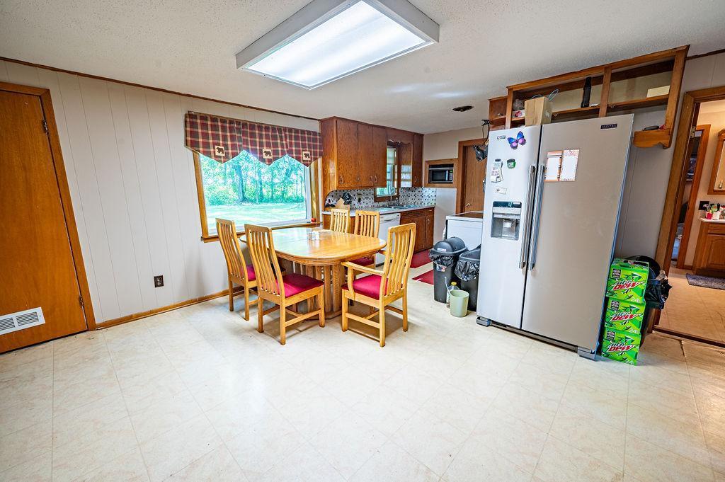 2222 County Road, Baldwin, Wisconsin image 4