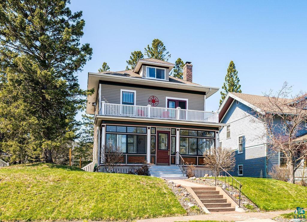 6029 London Road, Duluth, Minnesota image 1
