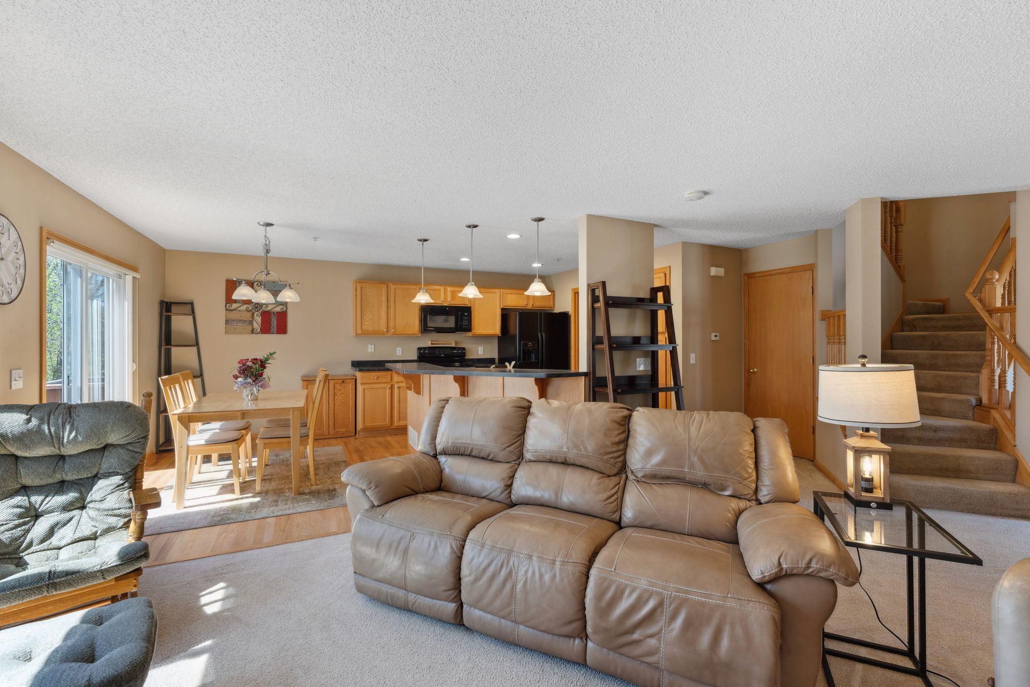 325 Pleasant Lane, Chaska, Minnesota image 6