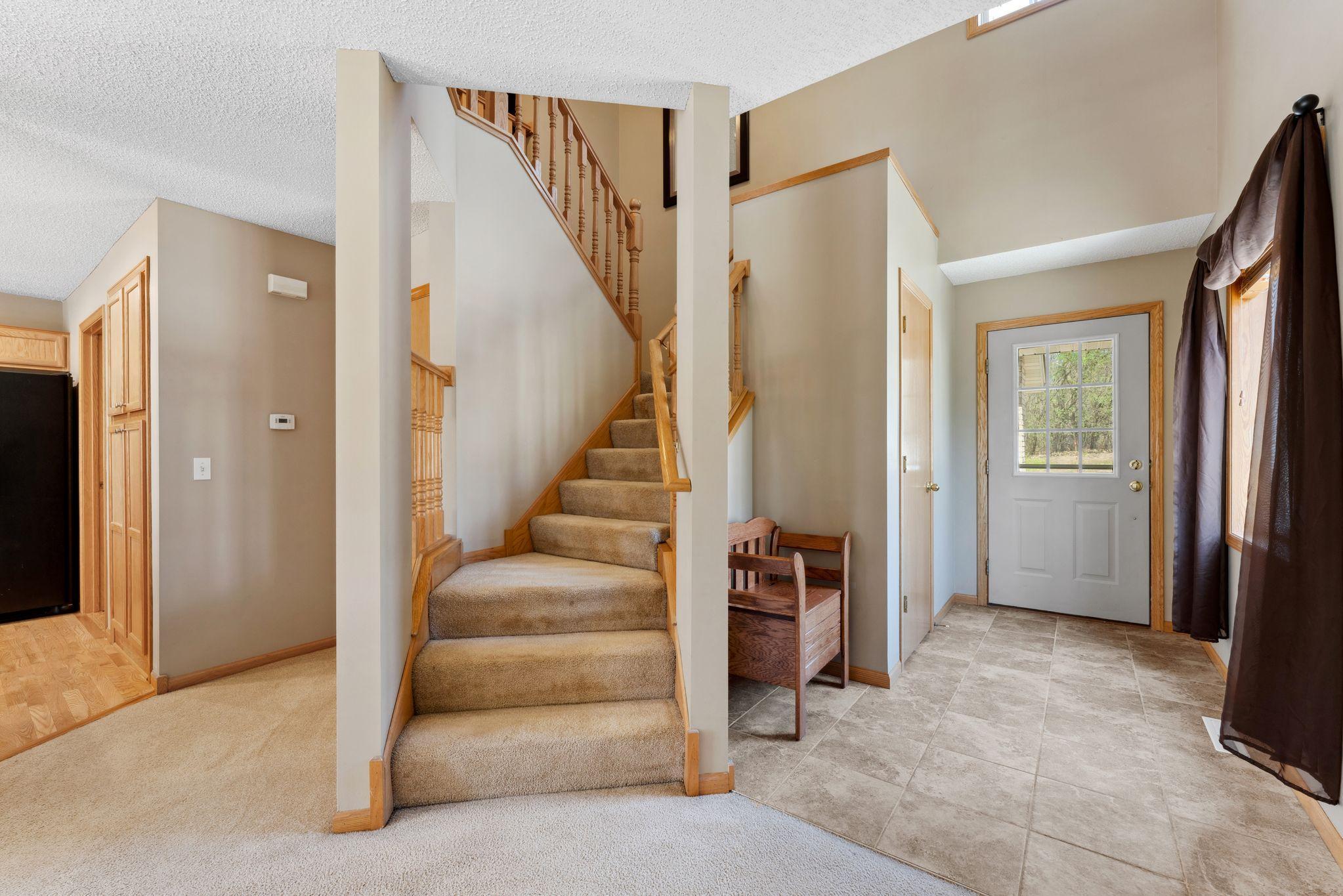 325 Pleasant Lane, Chaska, Minnesota image 4