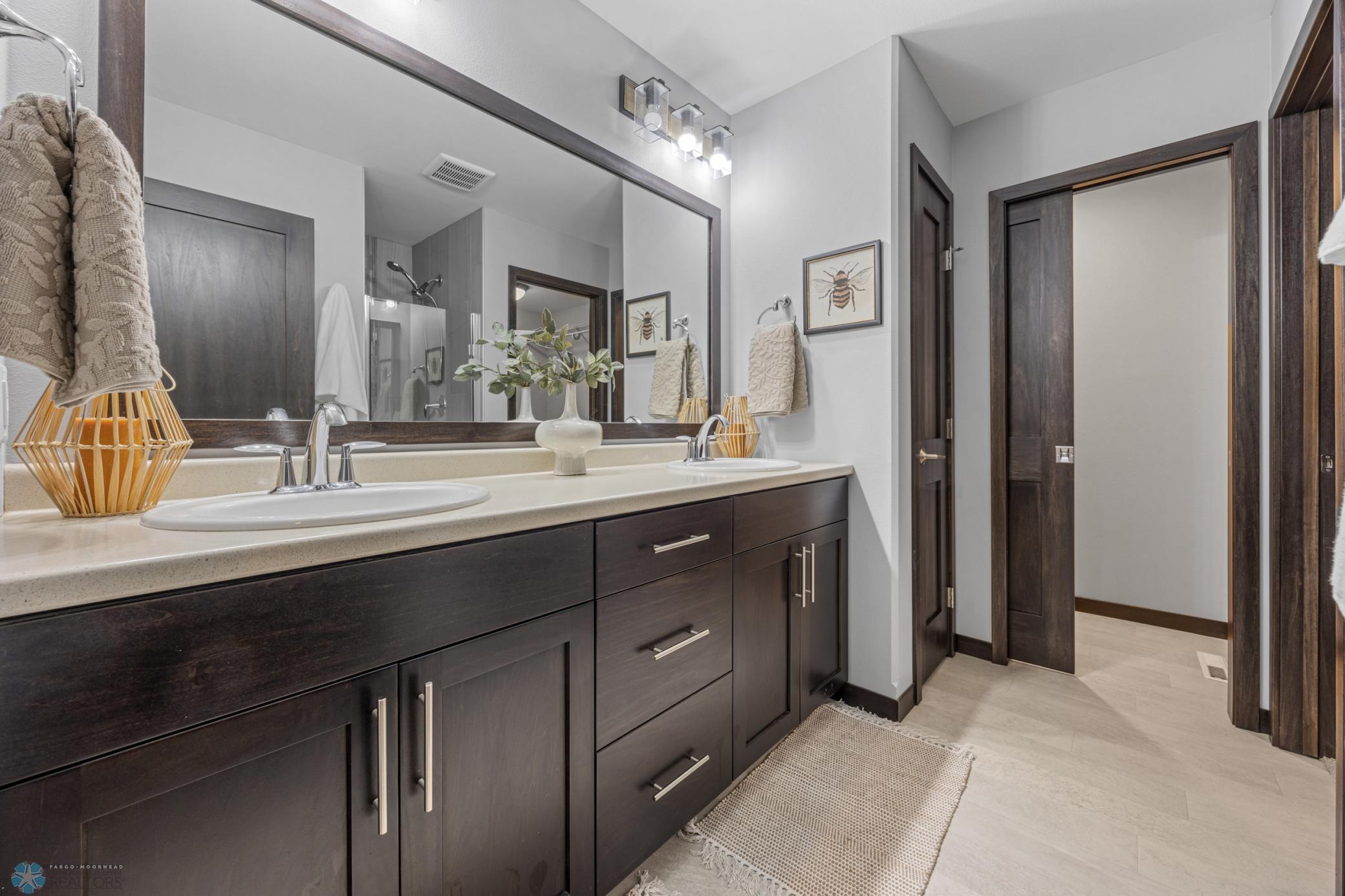 West Fargo, North Dakota 58078, United States, 4 Bedrooms Bedrooms, ,3 BathroomsBathrooms,Residential,Active,205091