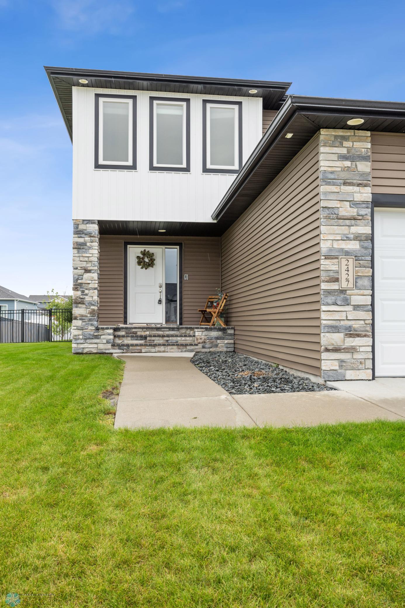 West Fargo, North Dakota 58078, United States, 4 Bedrooms Bedrooms, ,3 BathroomsBathrooms,Residential,Active,205091