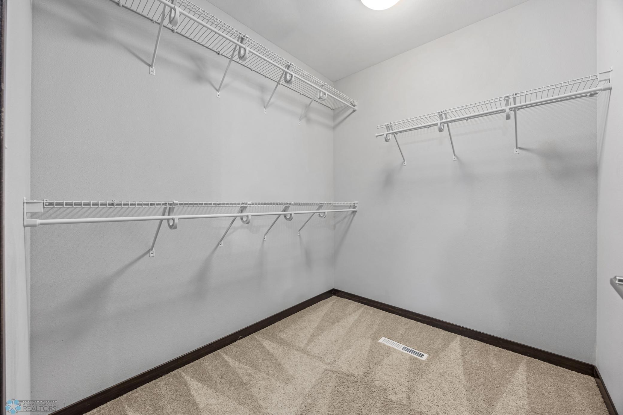 West Fargo, North Dakota 58078, United States, 4 Bedrooms Bedrooms, ,3 BathroomsBathrooms,Residential,Active,205091