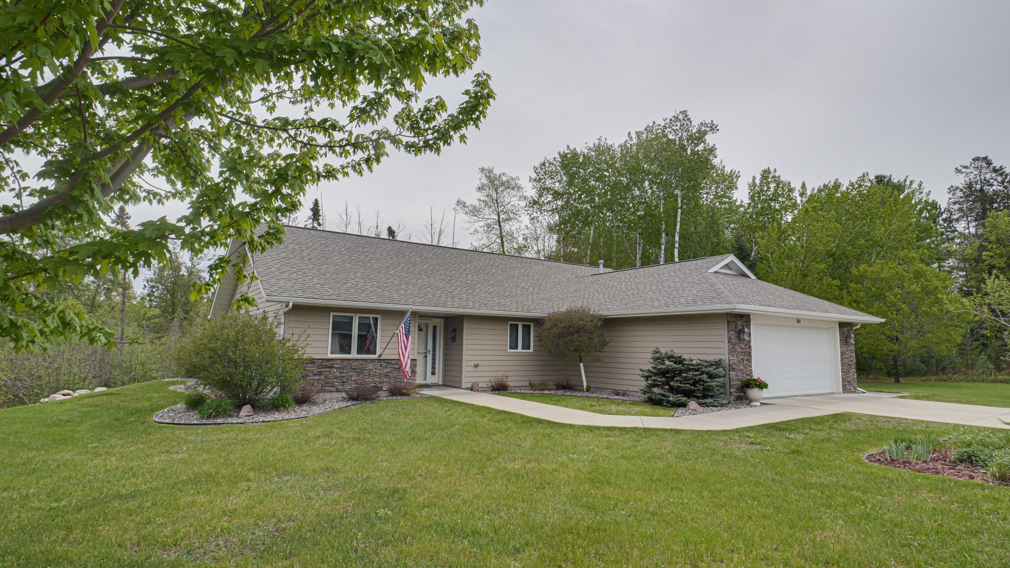 702 Pine Ridge Drive, Grand Rapids, Minnesota image 1
