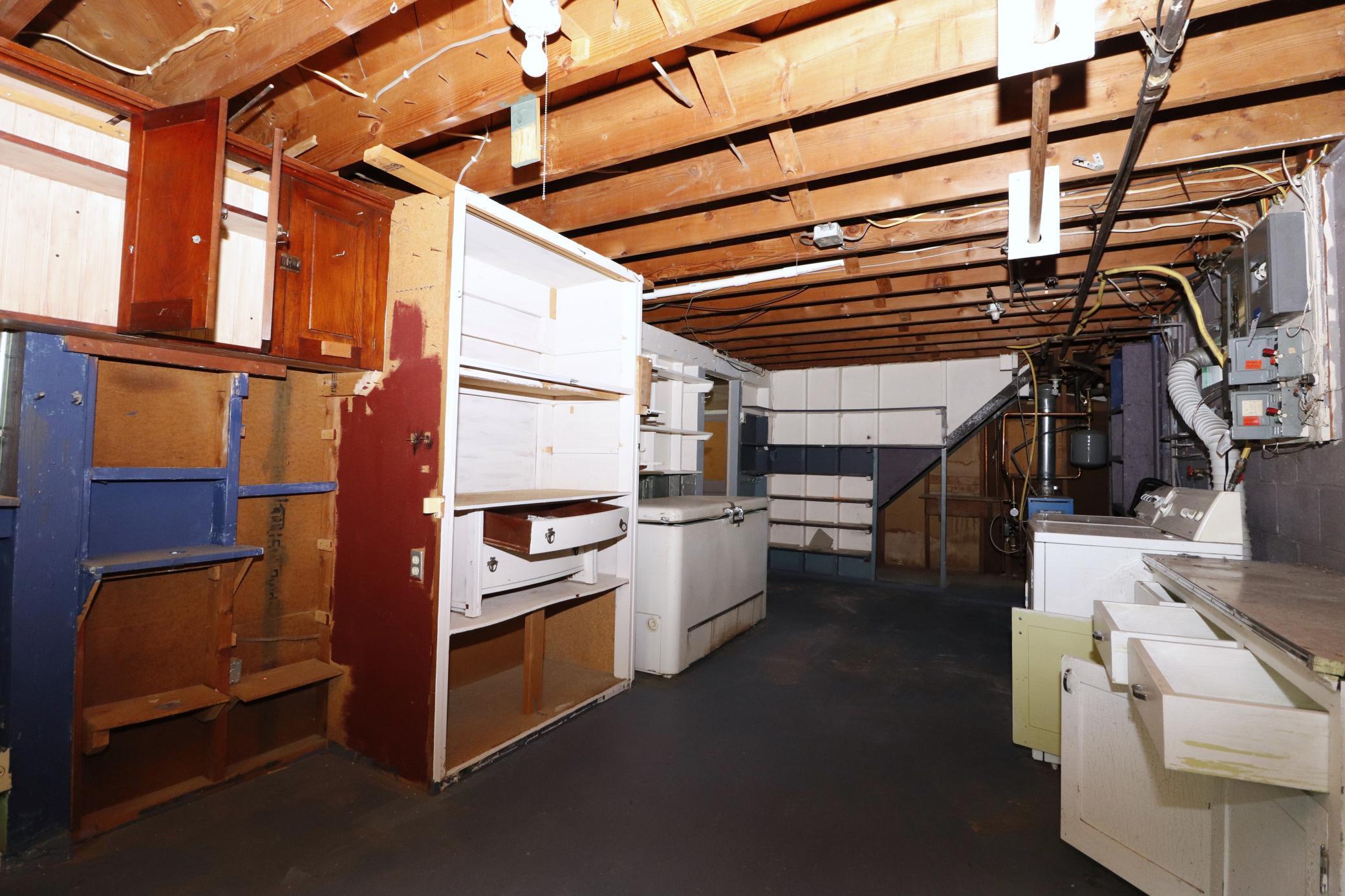 718 1st Street, Faribault, Minnesota image 32