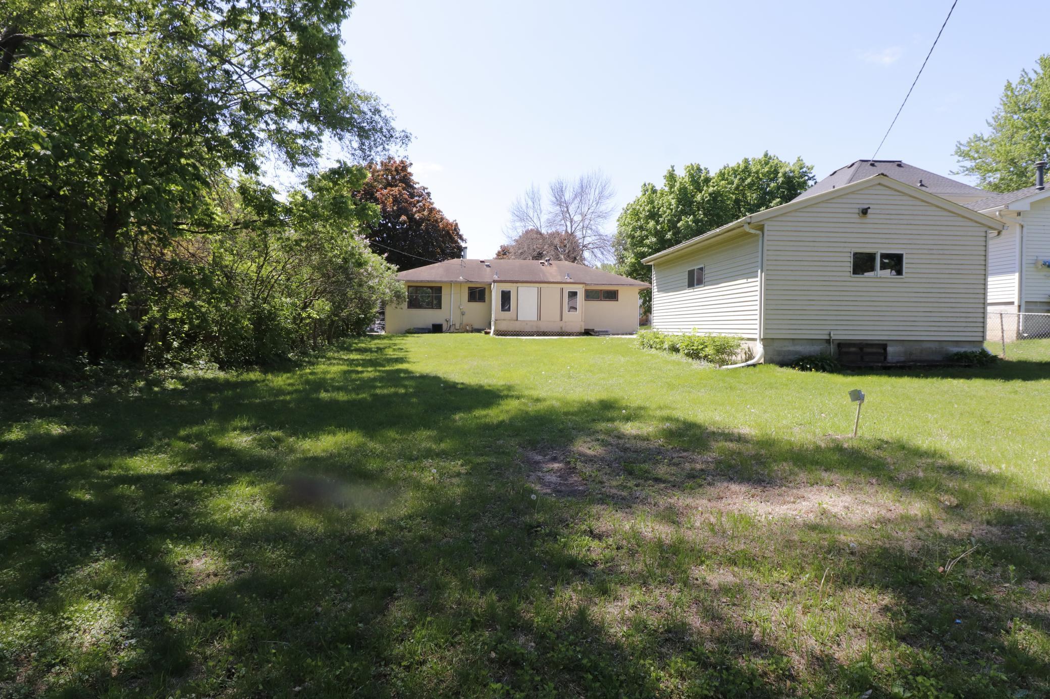 718 1st Street, Faribault, Minnesota image 3