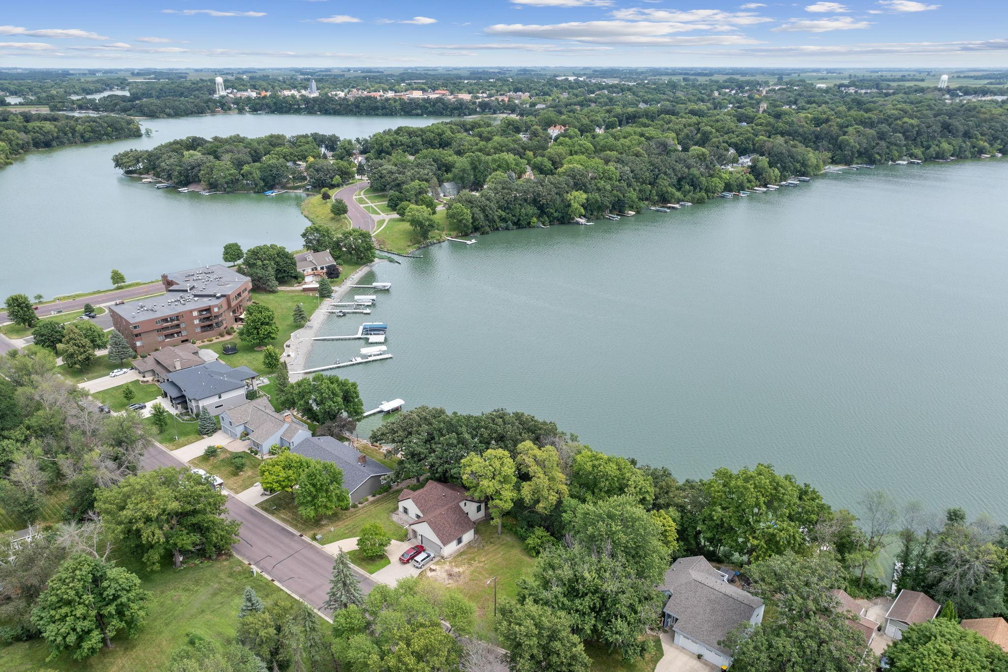 647 Shoreacres Drive, Fairmont, Minnesota image 7