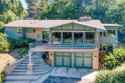 400 Natchez Avenue N, Golden Valley, MN 55422 - #: 6559079