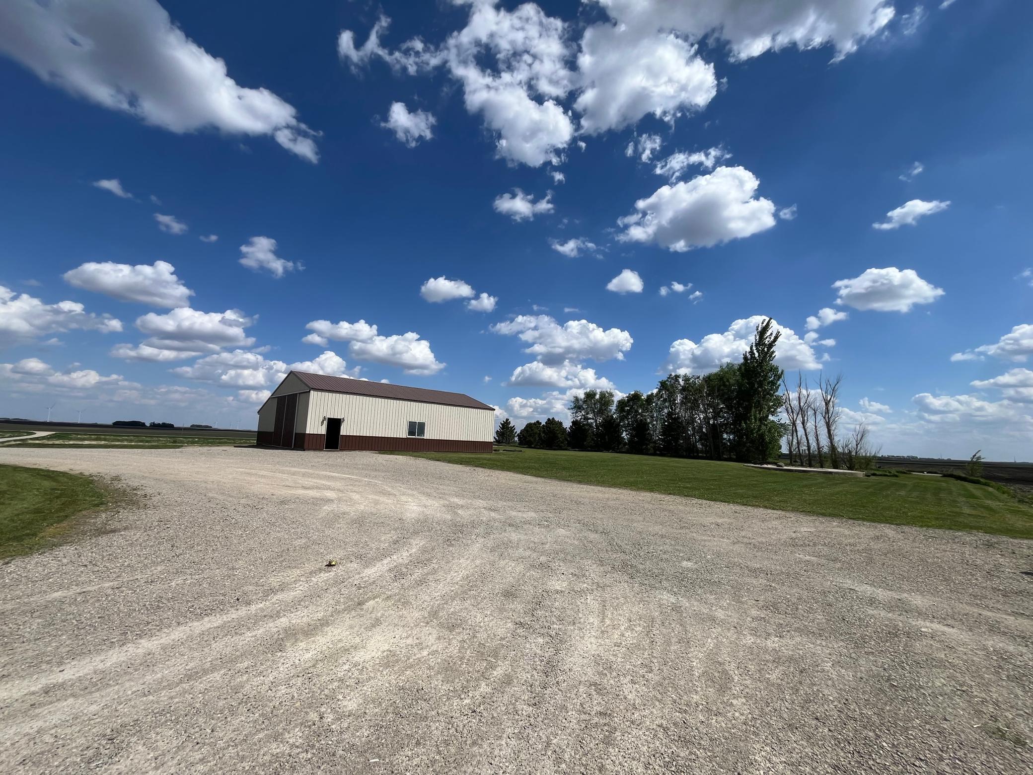 48428 20th Avenue, Buffalo Center, Iowa image 9