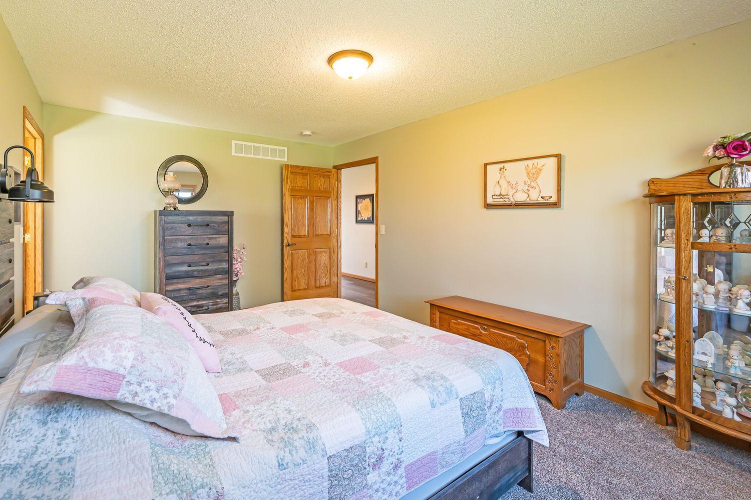 1220 June Court, Windom, Minnesota image 28