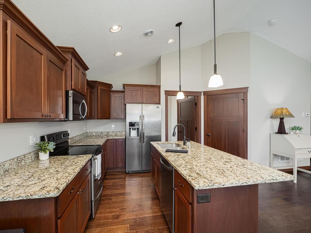 20867 Hardwood Road, Forest Lake, Minnesota image 16