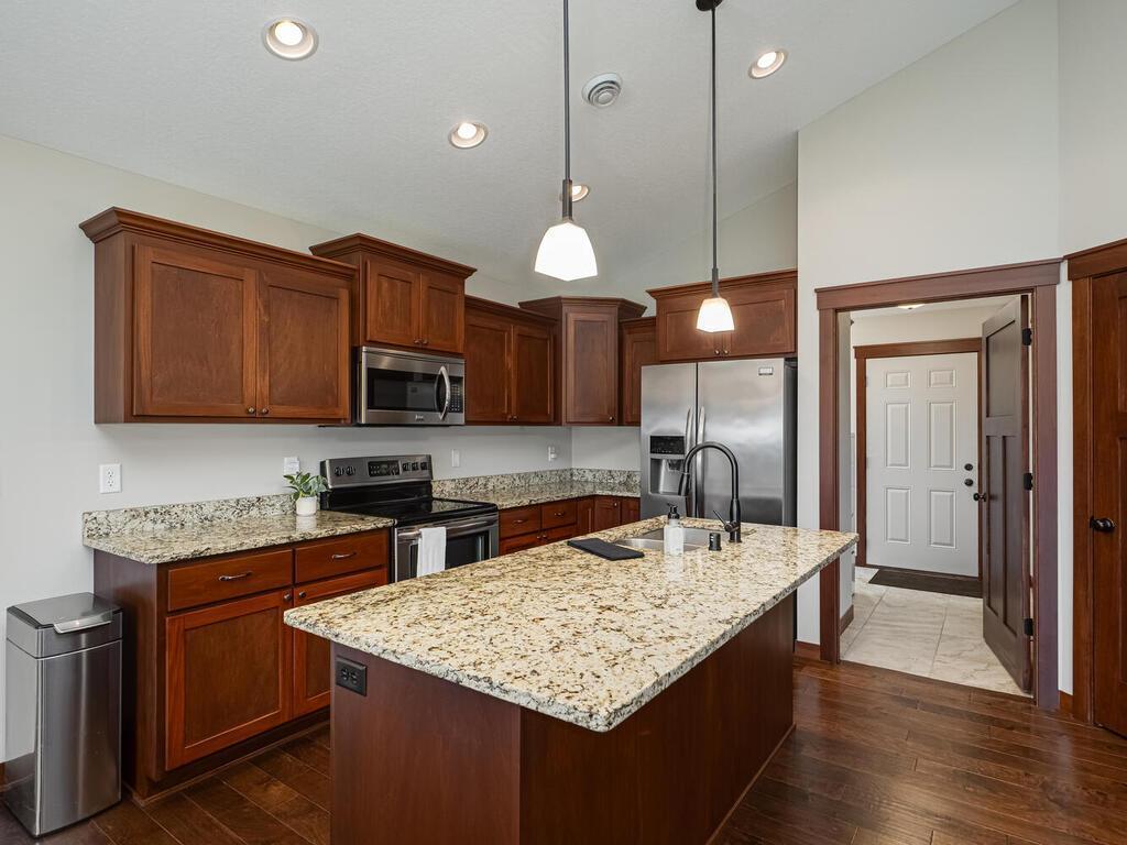 20867 Hardwood Road, Forest Lake, Minnesota image 15
