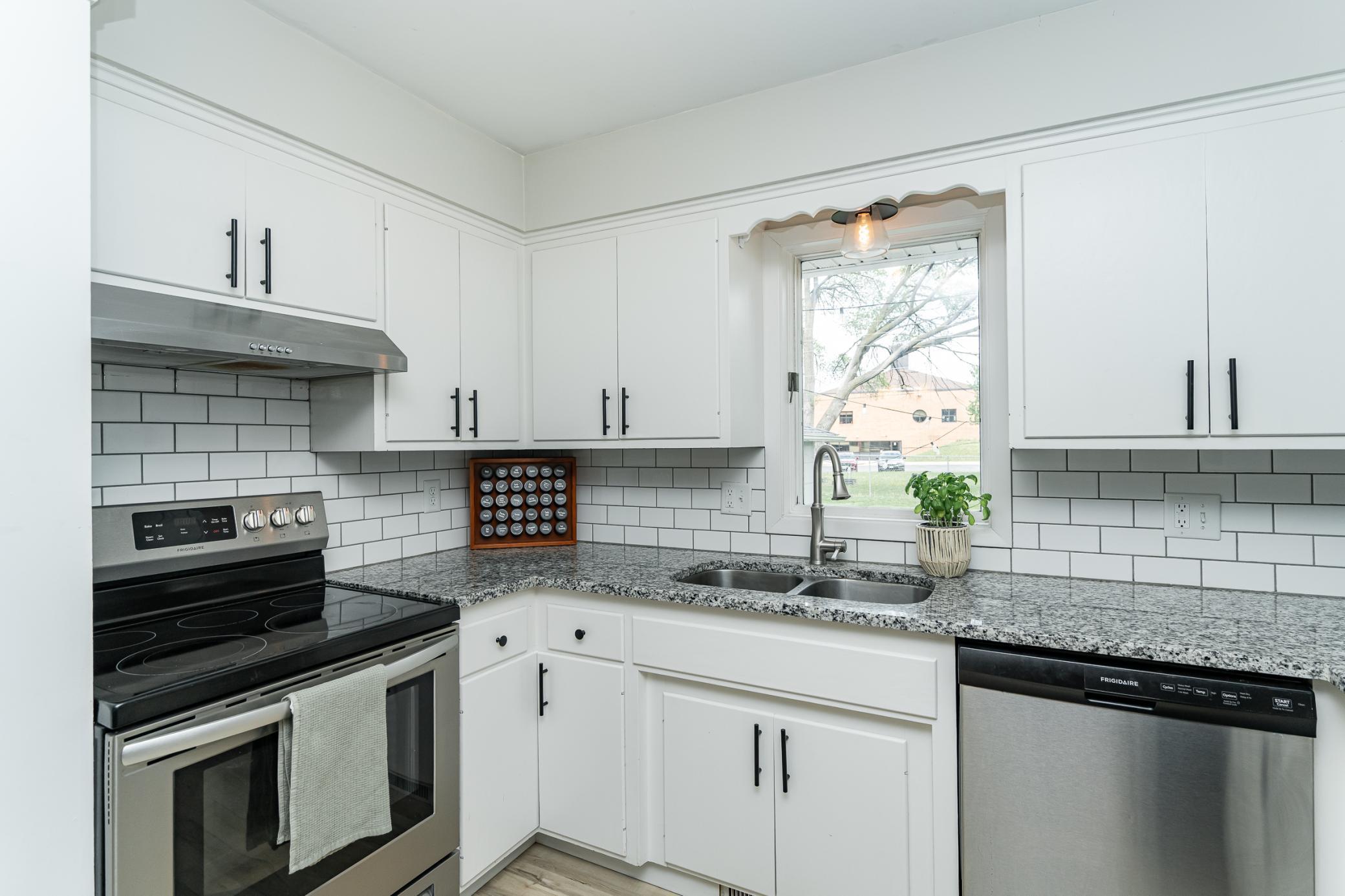 1613 25th Street, Rochester, Minnesota image 18