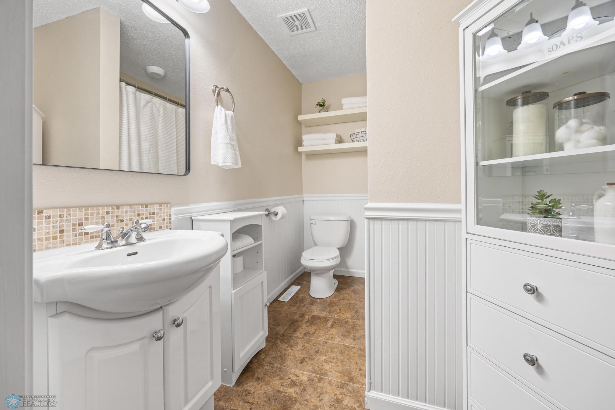 804 8th Street #2, Fargo, North Dakota image 18