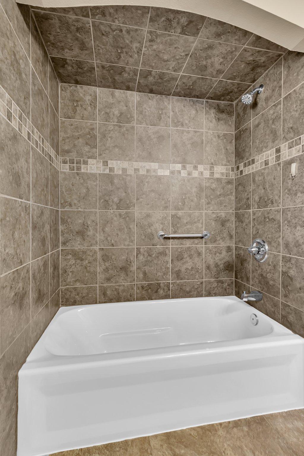 227 35th Avenue, Saint Cloud, Minnesota image 16