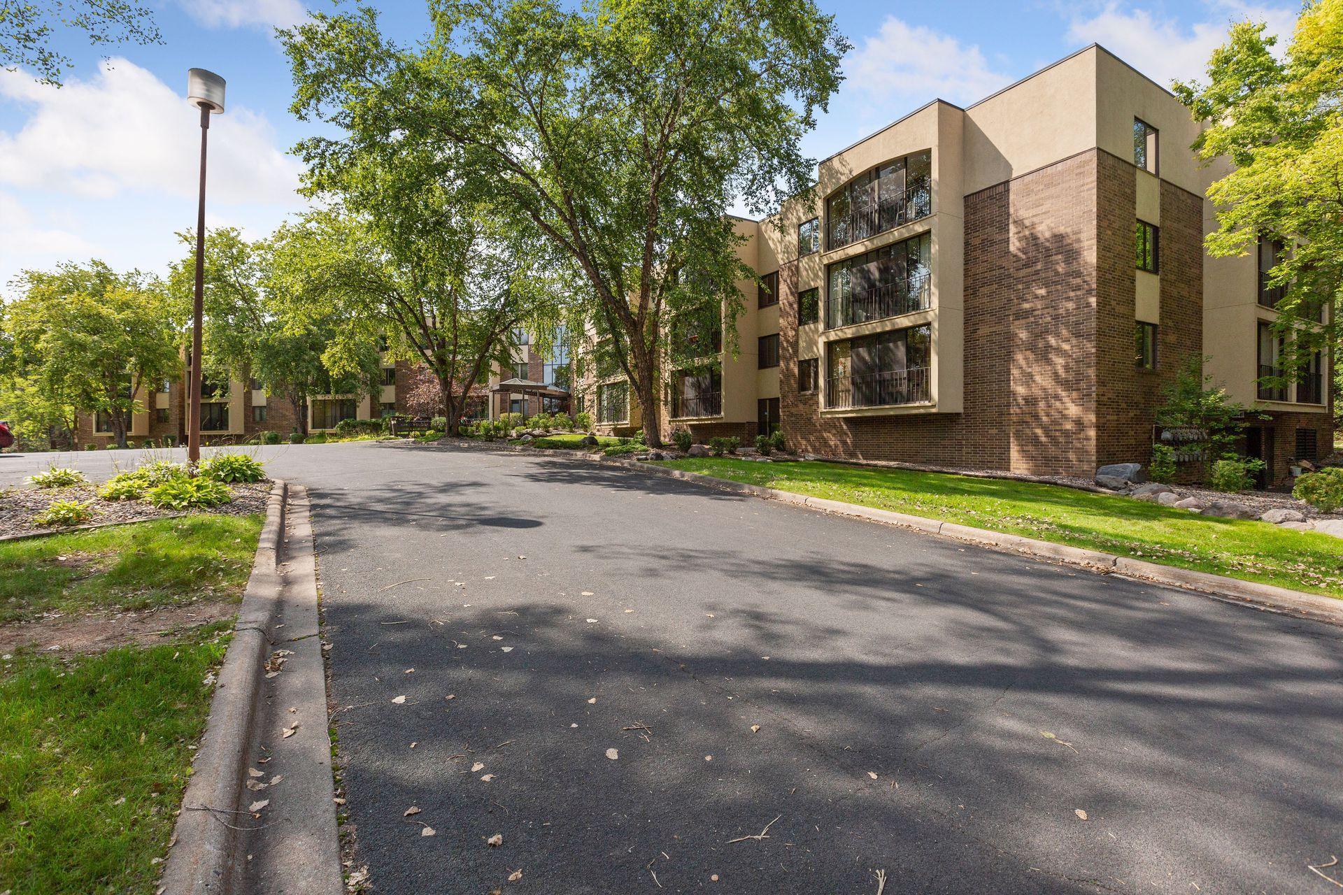 20 Windsor Lane #213A, New Brighton, Minnesota image 2