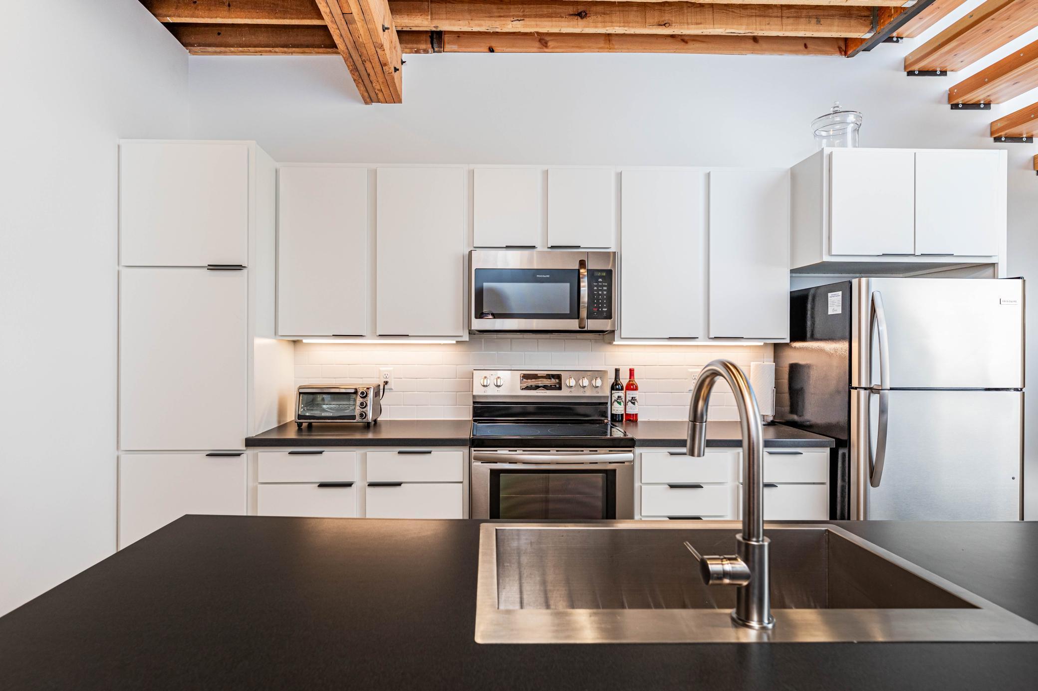 Fargo, North Dakota 58102, United States, 1 Bedroom Bedrooms, ,2 BathroomsBathrooms,Residential,Active,227183