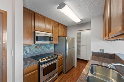 Condo For Rent - 433 S 7th Street<br/> Hennepin County, Minneapolis, MN 55415