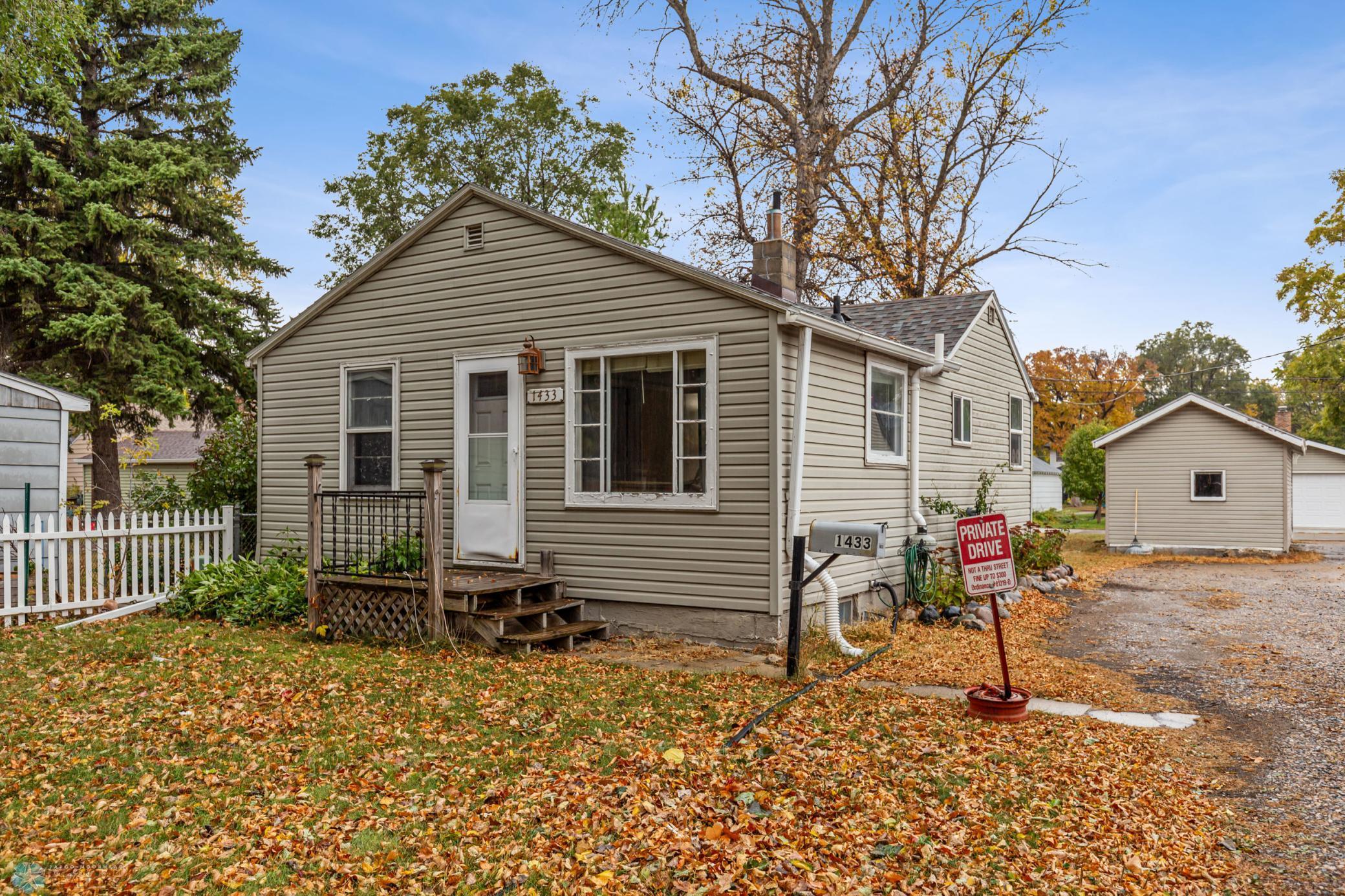 1433 13th Avenue, Fargo, North Dakota image 3