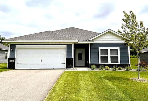 Homes For Sale - 311 Florence Avenue<br/> Annandale, MN 55302