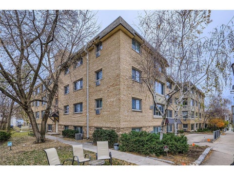 Condo For Sale - 2727 W 43rd Street<br/> Minneapolis, MN 55410