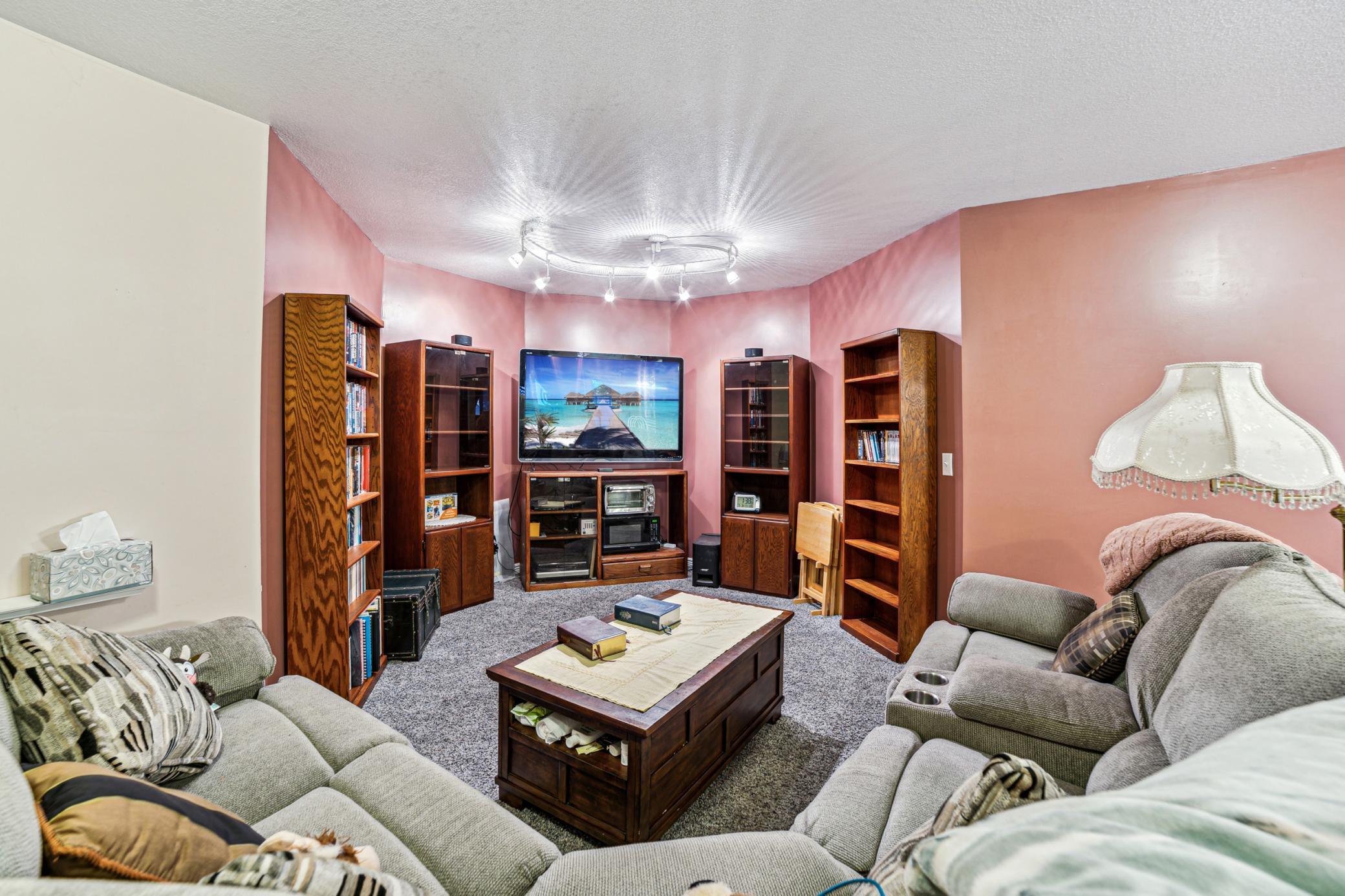 40746 210th Street, Arlington, Minnesota image 20