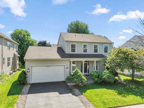 Homes For Sale - 1893 Clover Meadow Drive<br/> Chaska, MN 55318