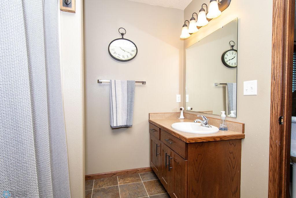 3532 8th Street, West Fargo, North Dakota image 28