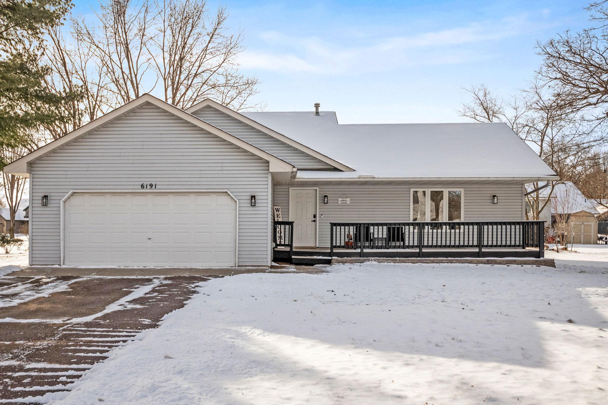 6191 Albert Lane, North Branch, Minnesota image 1
