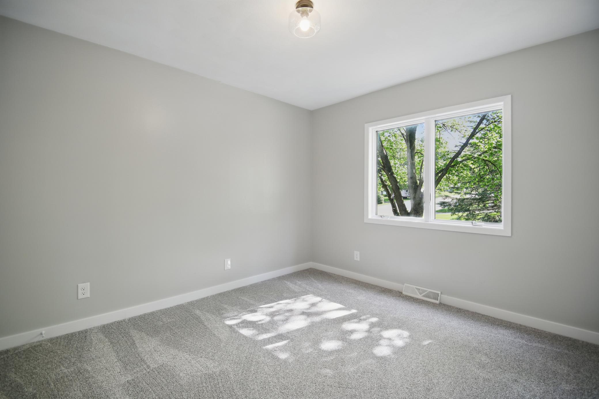 1900 Greenwood Drive, Owatonna, Minnesota image 13