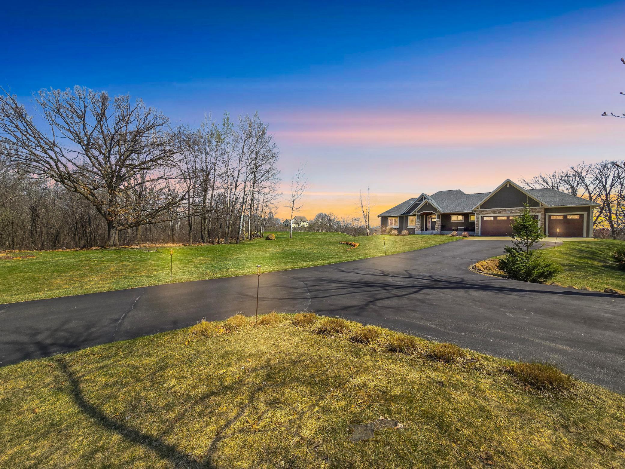 21397 Crimson Court, Lakeville, Minnesota image 1
