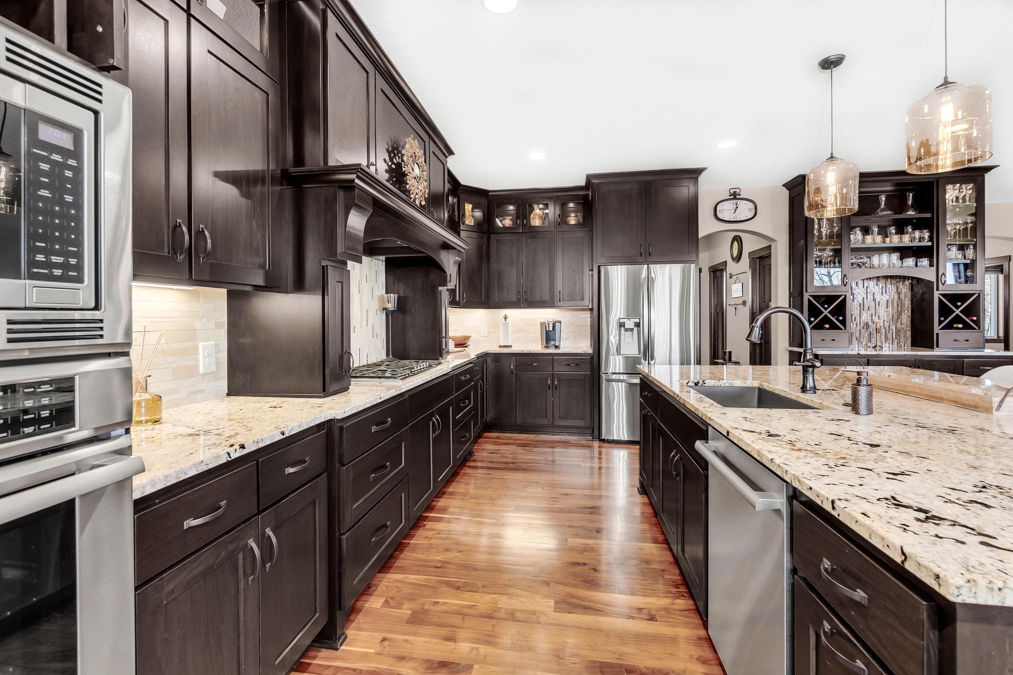 21397 Crimson Court, Lakeville, Minnesota image 12