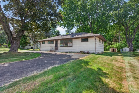 Homes For Sale - 1312 Winnetka Avenue<br/> Champlin, MN 55316