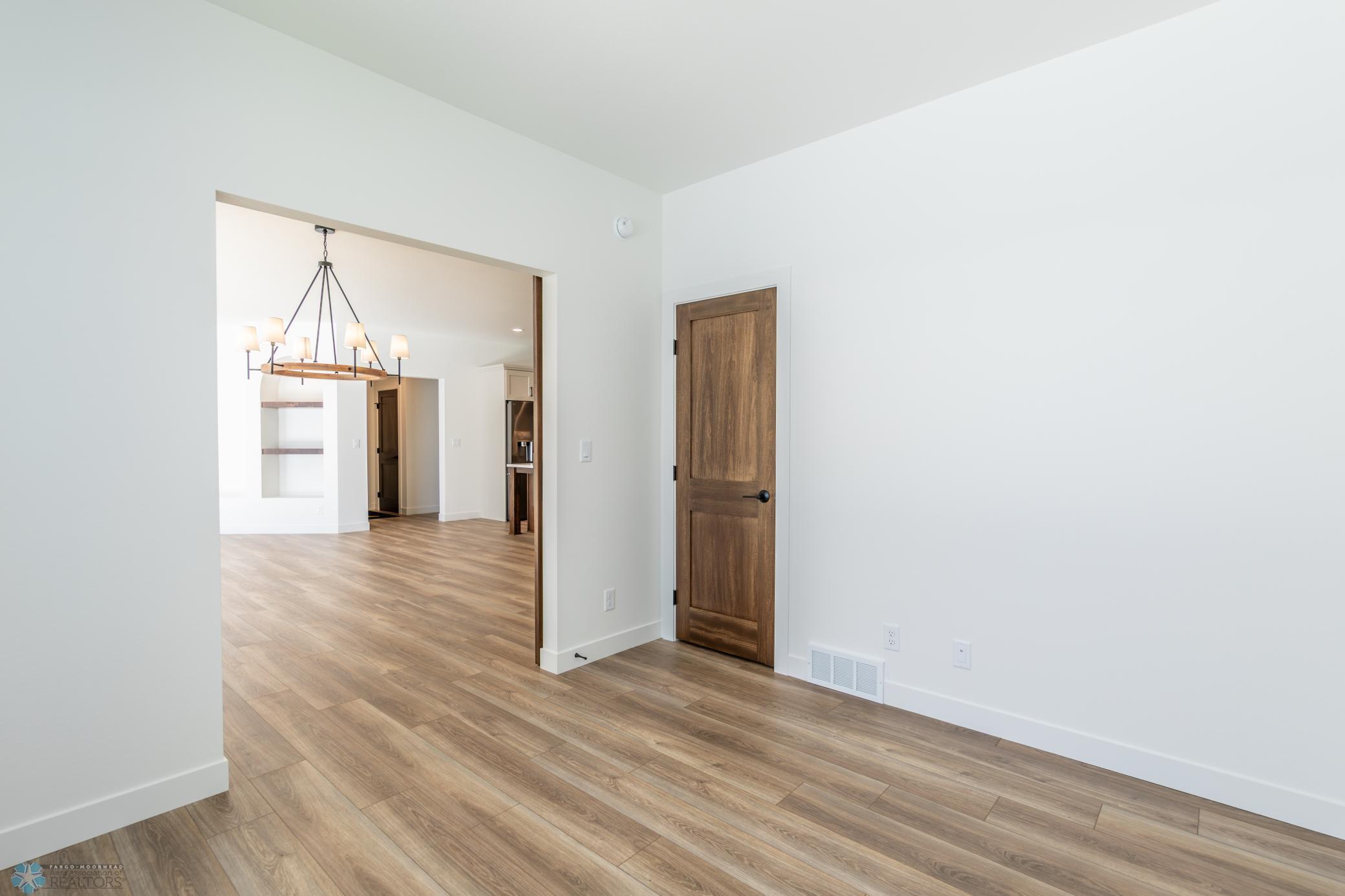 West Fargo, North Dakota 58078, United States, 3 Bedrooms Bedrooms, ,3 BathroomsBathrooms,Residential,Active,87153